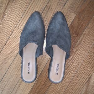 NWOT JustFab heeled mules